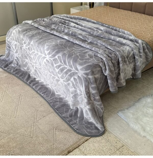 Couverture LA REINE MARQUE ABM  2 places 4 KG 220*240CM gris