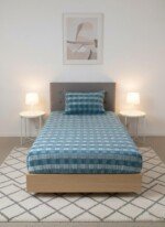 DRAP HOUSSE AVEC COUSSIN MARQUE ABM 1 place 160*230 BLEU CIEL - motif carreaux