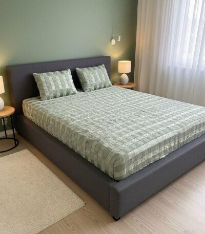 DRAP HOUSSE AVEC COUSSIN MARQUE ABM 2 places 220*240 VERT