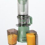 L’extracteur de jus marque Lexical Slow Juicer LSJ-2240-7
