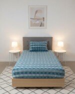 DRAP HOUSSE AVEC COUSSIN MARQUE ABM 1 place 160*230 BLEU CIEL - motif carreaux